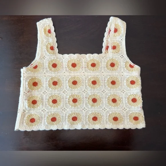 Rebellion Again Sunflower Crochet Top Cream Cropped Floral Womens Size L - Picture 14 of 16